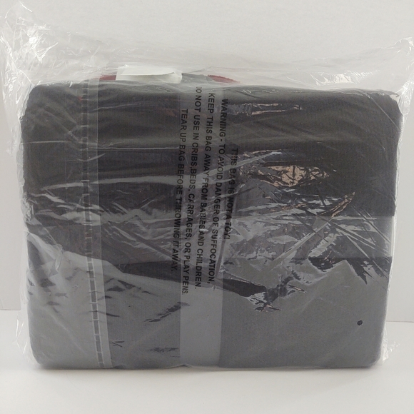 🎁Bon Voyage 3 Piece Comfort Set - Merlot - Picture 2 of 2